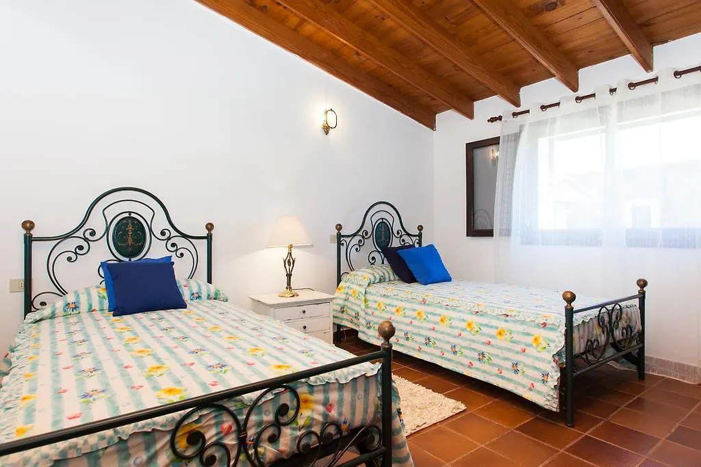 Los Rincones Hotel La Oliva 0*,
